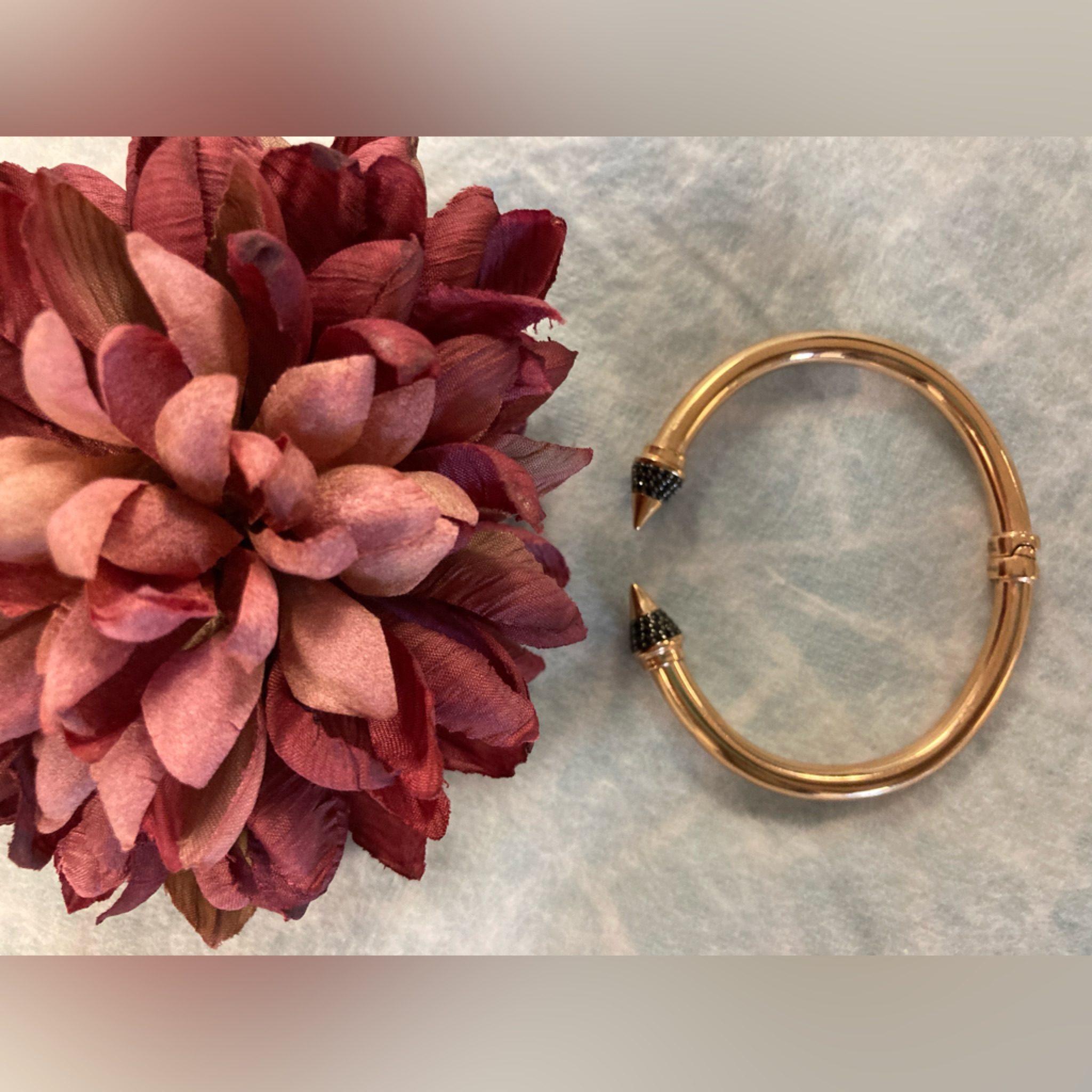 Qvc Rose-Gold Wash On Brass Bangle With Weighted Hinge.
